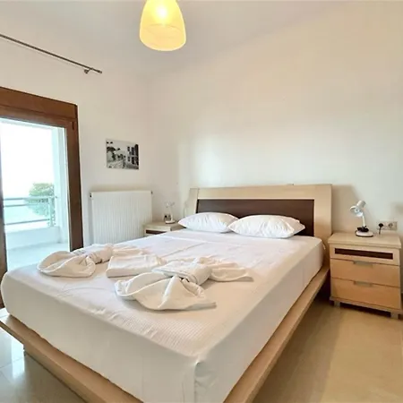 Villa Lindos House 3 Bedrooms 7 Guests *