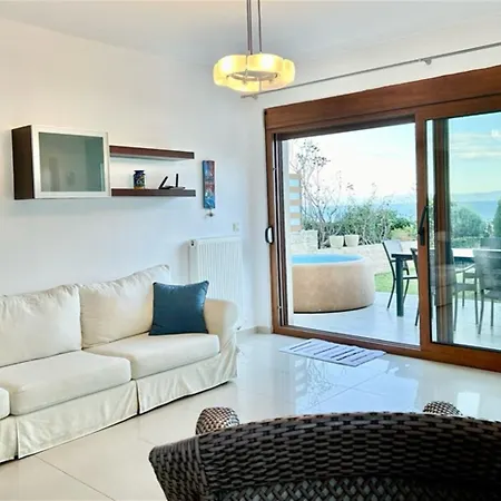 Lindos House 3 Bedrooms 7 Guests فيلة كريوبيجي